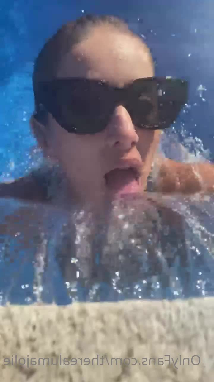 Uma jolie [ missumajolie ] - ᴄᴏᴍᴇ ʜᴇʟᴘ ᴍᴇ ᴇɴᴊᴏʏ ᴍʏ ᴅɪɴɴᴇʀ!!