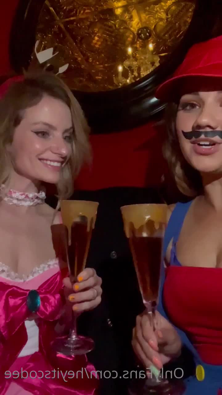 Cody Renee Cameron [ heyitscodee ] - I want to send you a little bit into the world of passion! 🤤 