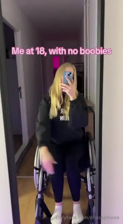 Ellasophieee Showing Off Her Tits In A Tight Top On Her Wheelchair
