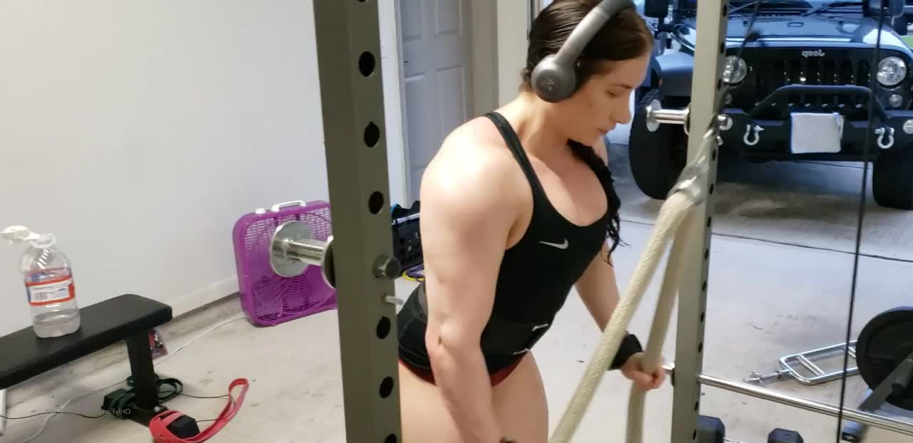 Hannah_h - Ready to wash my dirty feet