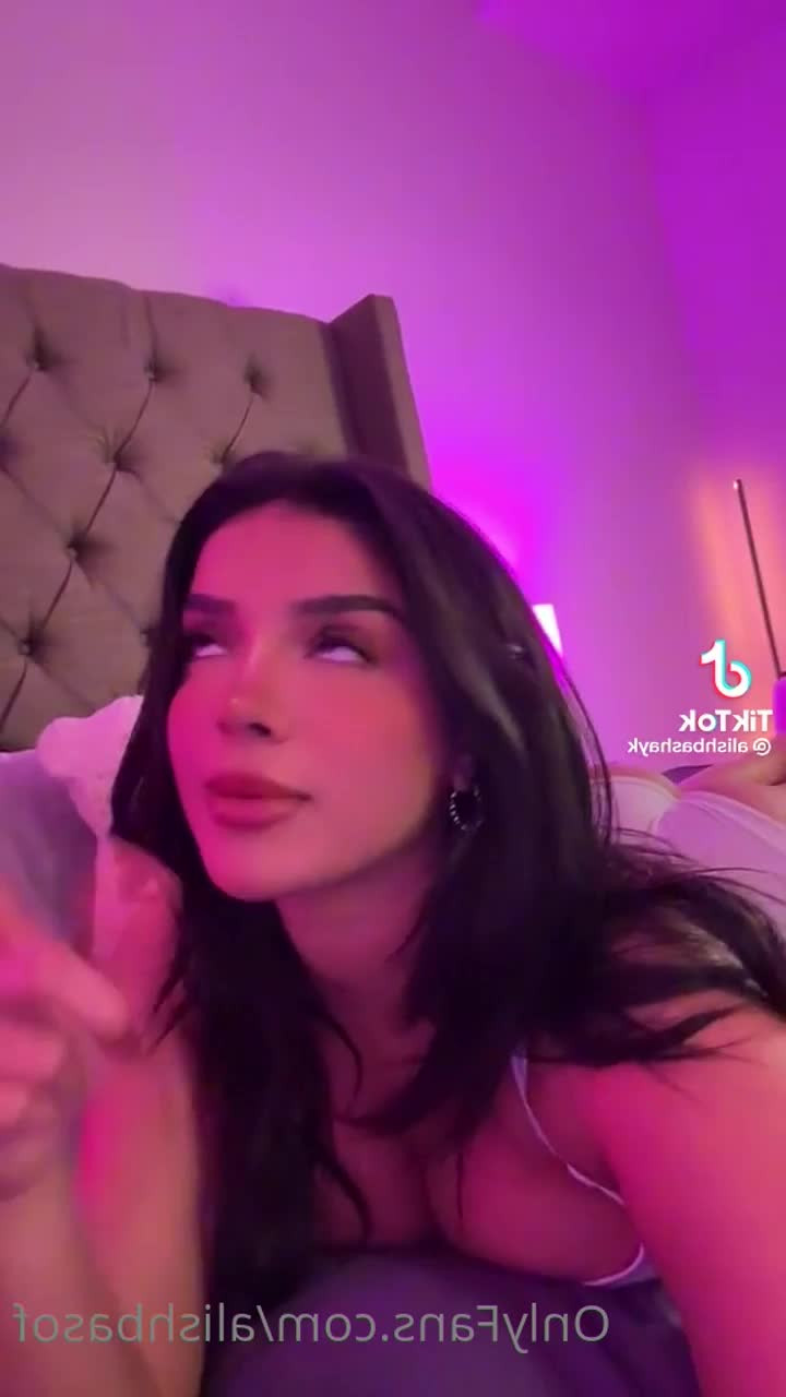 Alishba [ alishbasof ] - 𝗙𝗥𝗘𝗘 𝗢𝗡𝗟𝗬 𝗡𝗢𝗪  FINALLY 18 