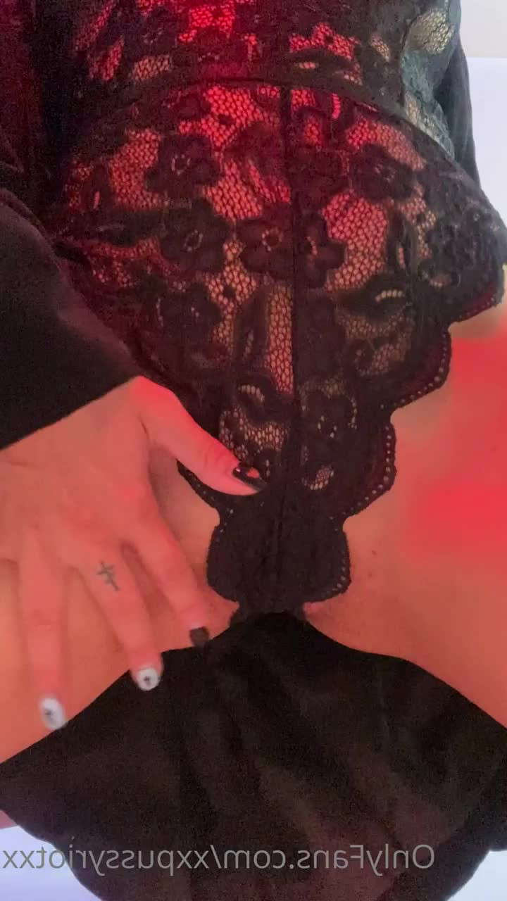 Pussy Riot [ pussyriot ] - With all that I can feel - ePornLeak