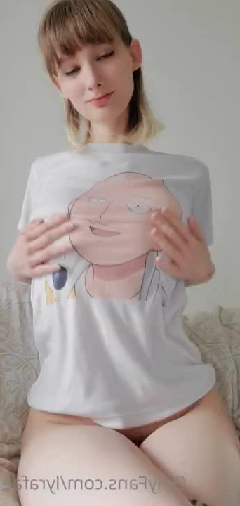 Lyra - Cute, petite, perfect pussy 🎀 [ lyrafae ] - מחר עולה הסרטון מטורף ושווה במיוחד - ePornLeak