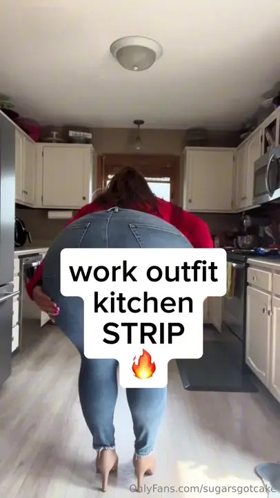 Sugarsgotcake Doing A Hot Strip Tease In The Kitchen