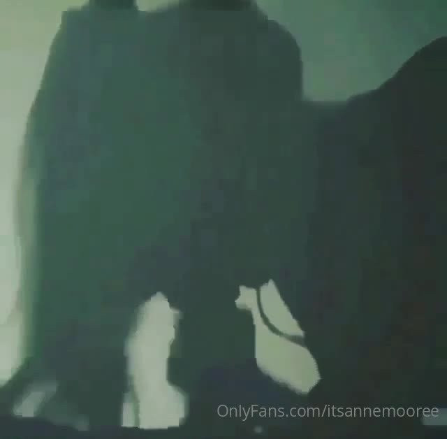 itsannemooree [ moorexxxclusive ] - Happy Monday xx