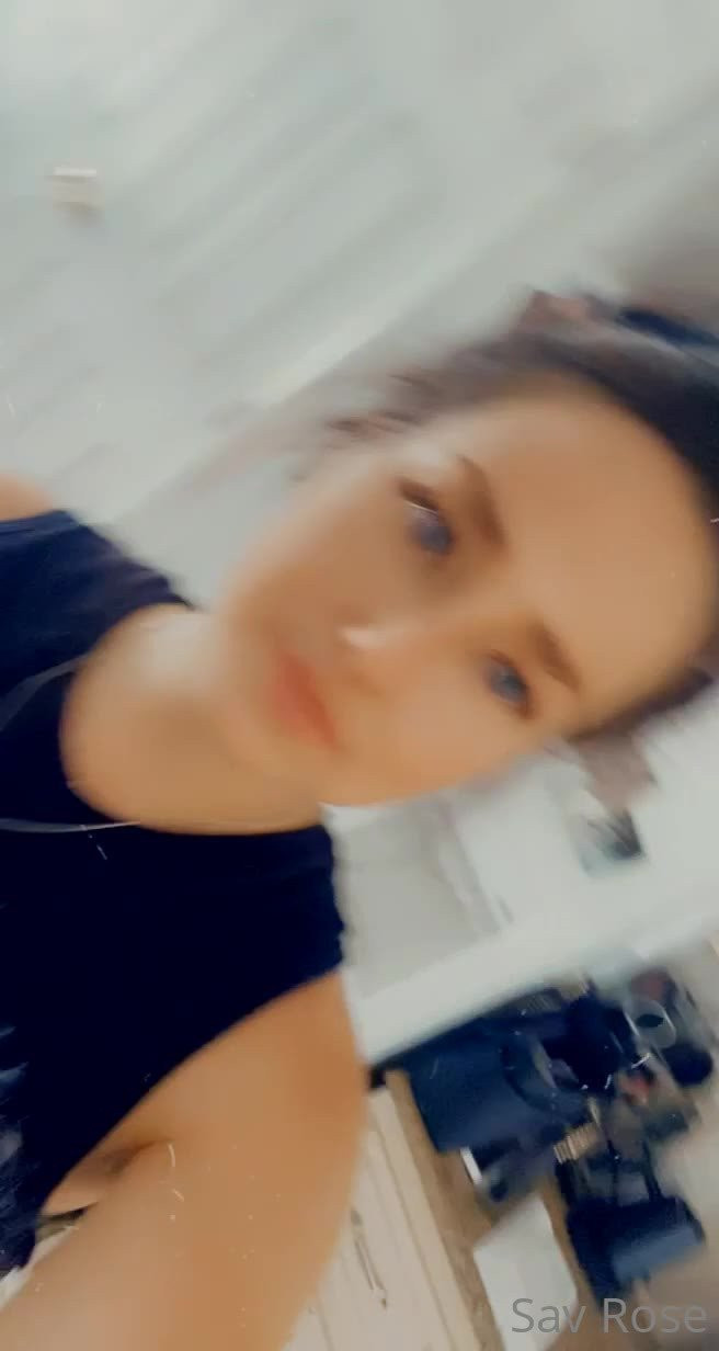 savanahroses - i got eyes for you😘