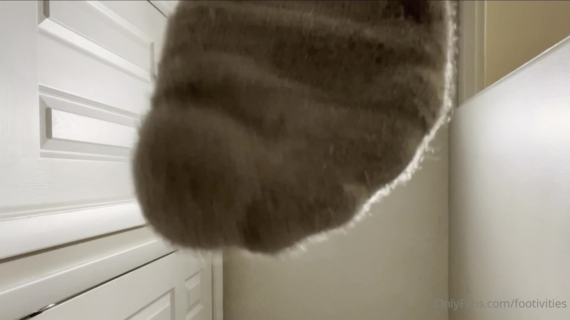 Ivy’s Feet (Top 16%) [ footivities ] - Booty shot with my new tattoo - ePornLeak