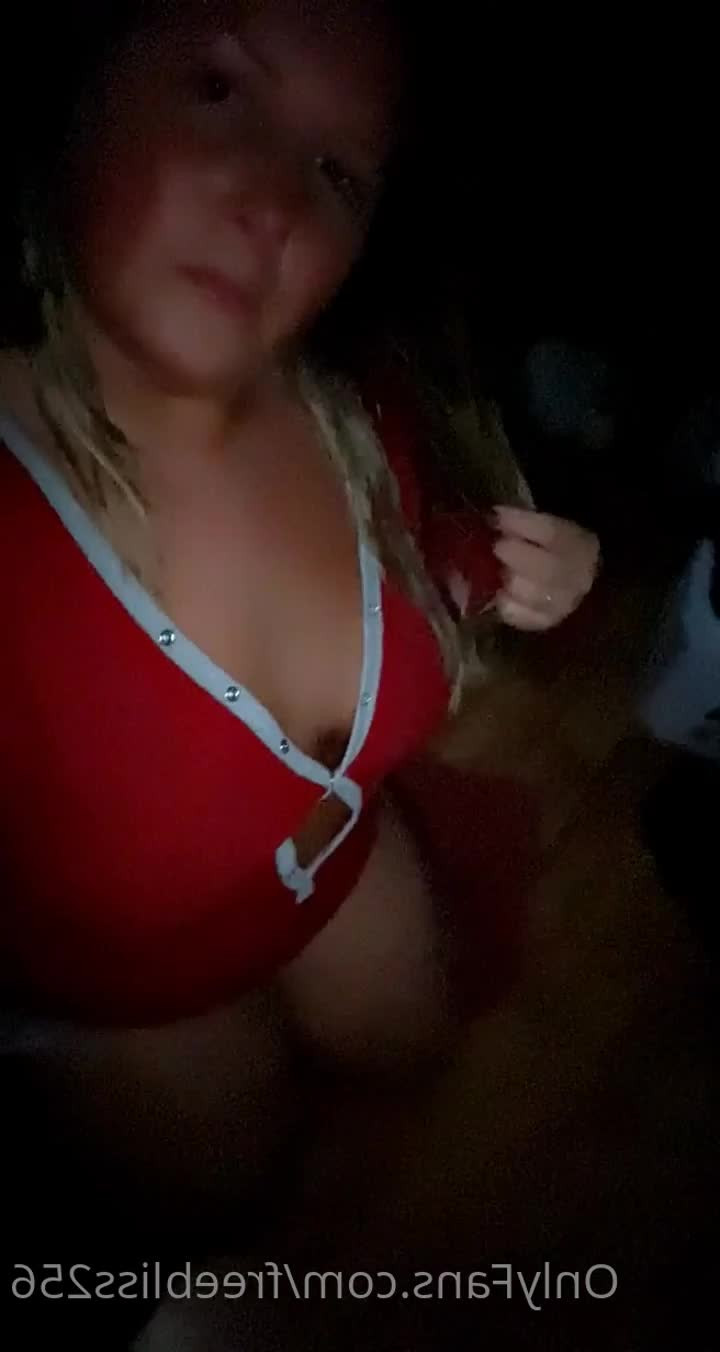 Juicy Jules [ freebliss256 ] - As fit as it gets 😘