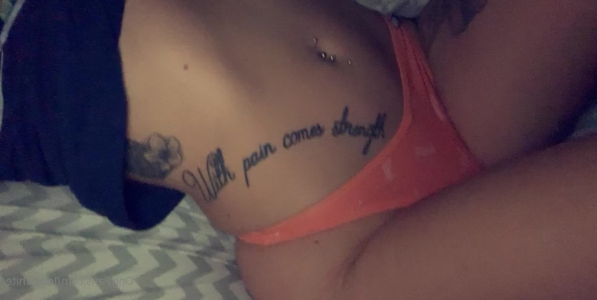 Joey White [ xxxjoeywhite ] - 🏋🏻‍♀️ MissFit Kettle Boobs 🍒 - ePornLeak