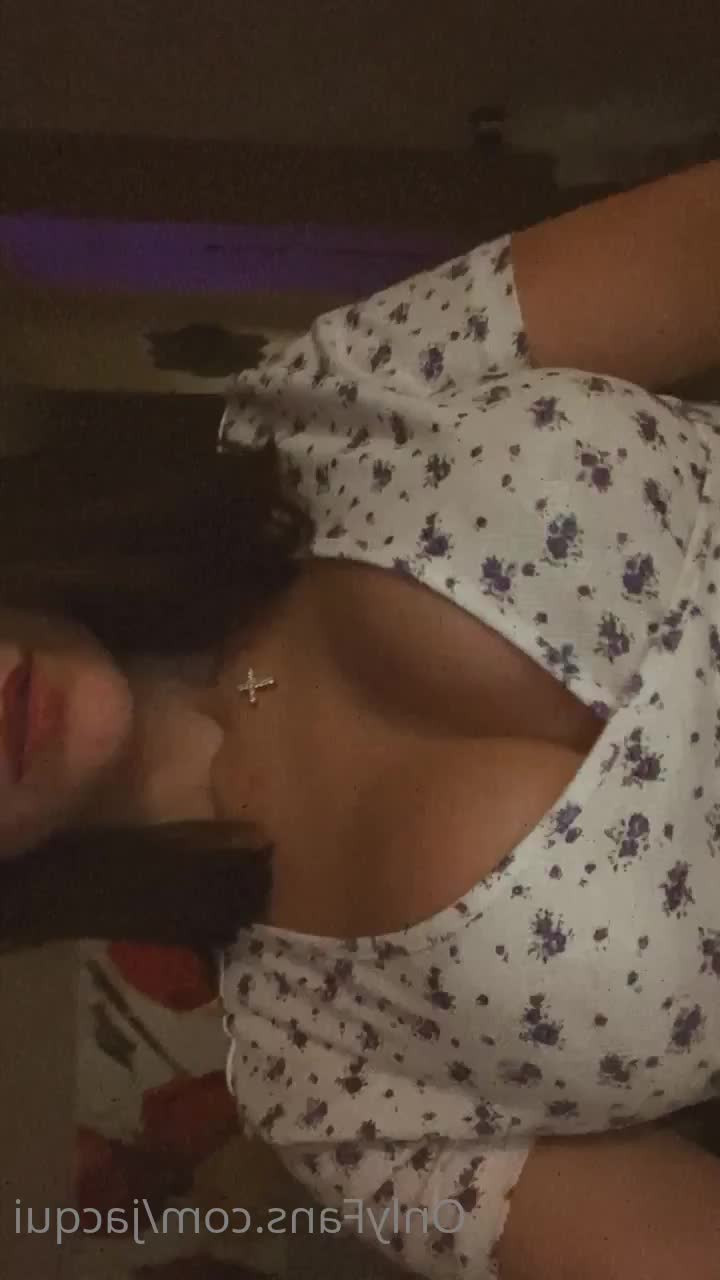 Jacqui - hucow selfies