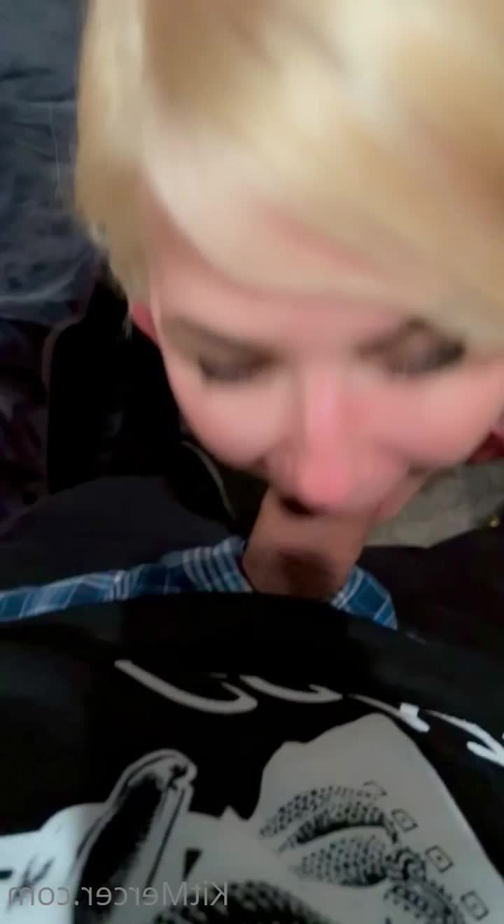 kit [ kitmercer ] - Fundraising for an important cause -  A dollar for a birthday dildo  