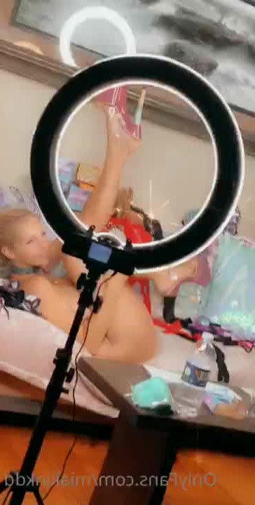 MiaKinkDD - tell me your ideas..