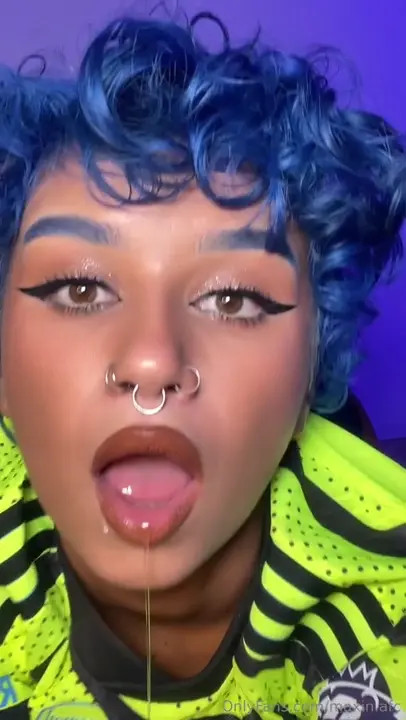 Maxin.afc Drooling For A Doggy Pounding