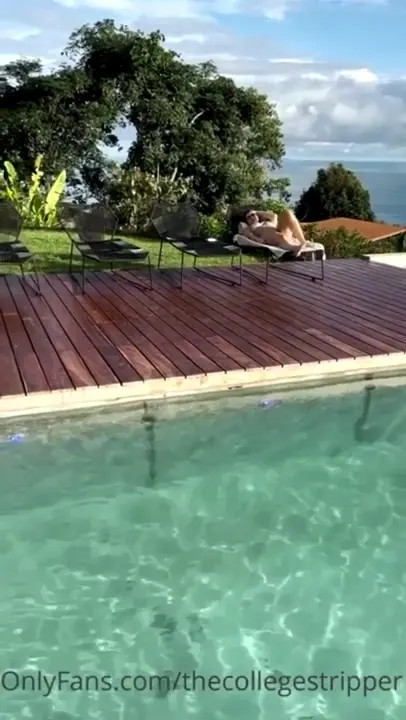 Mia Monroe Gets Her Juicy Pussy Fucked Hard - ePornLeak