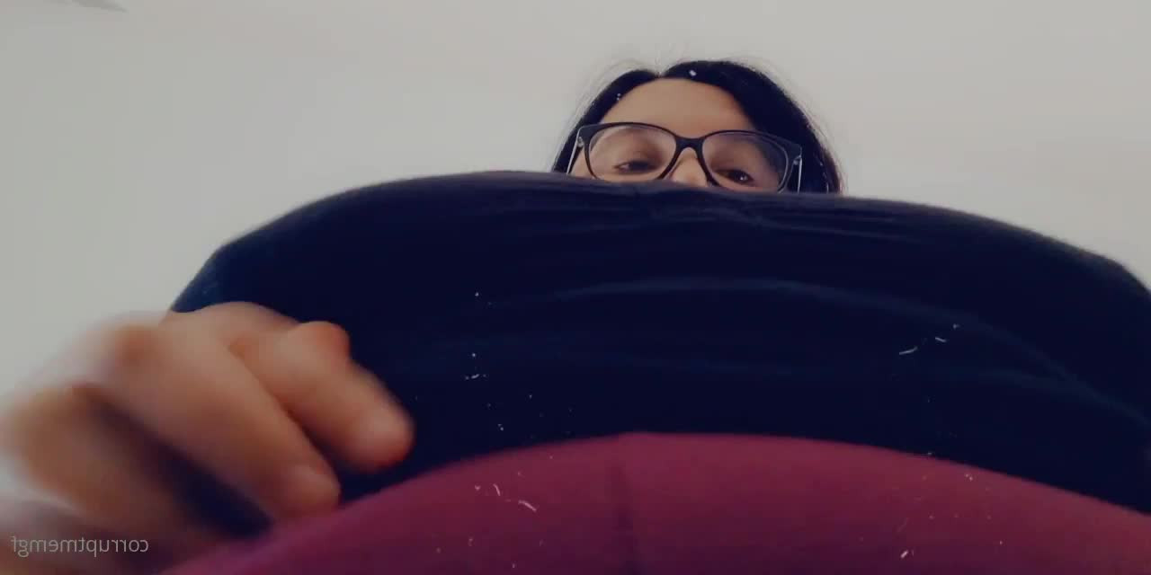 Violet ⭐ Magic Holes 😇 [ corruptviolet ] - Sending this sexy plugged video to my premium OnlyFans right now 