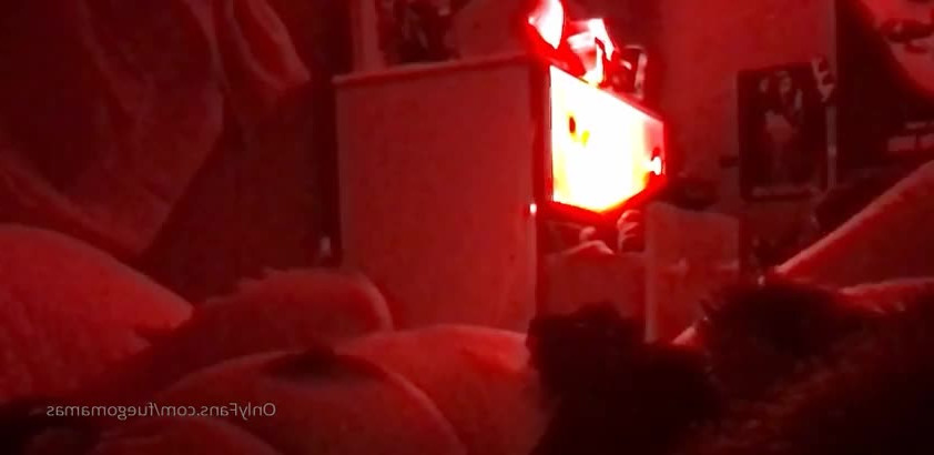 𝑀𝒶𝓂𝒶𝓈 ♡ [ fuegomamas ] - Still new to dancing, haven’t really mastered the art especially