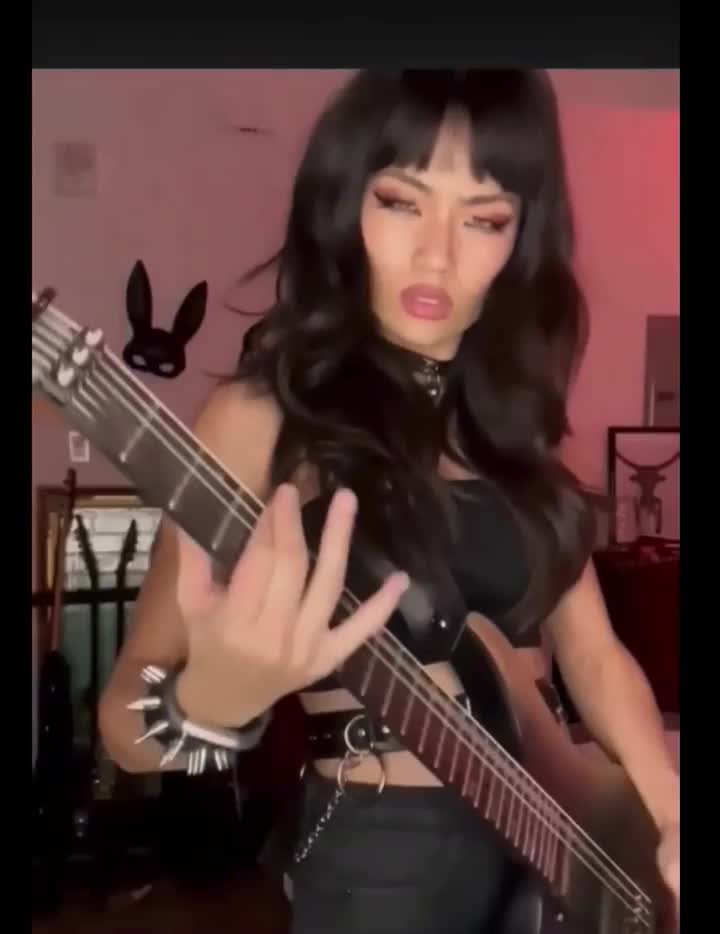 Dr. Dot [ drdot ] - Pussy From the Back view - ePornLeak