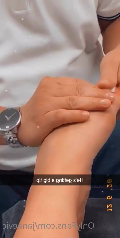 Babyface 🦋🥵 [ janaevic ] - Hey Fans, slow-mo stroking and cumshots from Hogs at the Table. I had