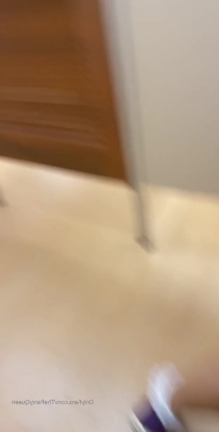 𝑴𝒊𝒔𝒔𝒎𝒆𝒇𝒐𝒓𝒆𝒗𝒆𝒓💜𝐹𝐸𝑇𝐼𝑆𝐻 [ thepantyqueen ] - Another little survey who is your favourite Muscle goddess Lisa Cross