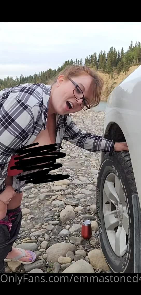 Emma Stoned [ emmastoned420free ] - They say if you want something you'd gotta grab it with both hands😜