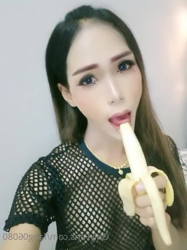 sexy ladyboy 20+ [ kh_fang ] - it s finally warm enough for me to wear this cute new shirt I got