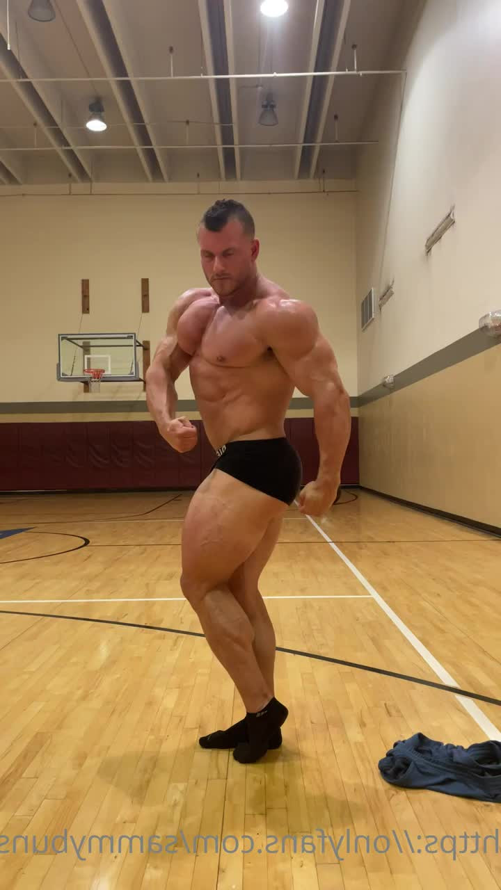 Sammy Buns [ sammybuns ] - Y’all still like a fat ass or nah? 👀🍑 - ePornLeak