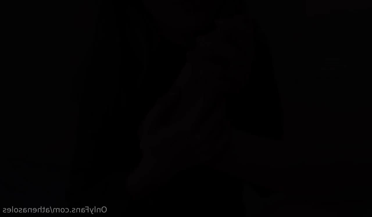 ♡Athena♡ [ athenasoles ] - Name a body part, and I’ll send a picture of it 🔞