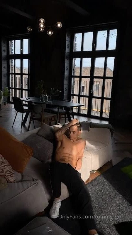 Tommy Gold💎VIP [ tommy_gold ] - Come on over to the dark side where tits  ass and pussy abound  