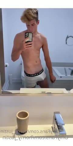 Justin [ justin_twinkk ] - Do we like this look? - ePornLeak