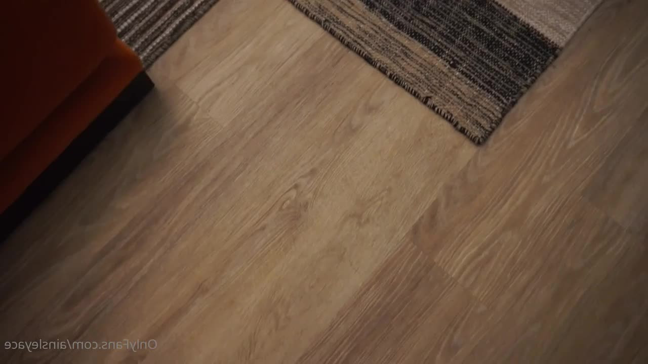 ains ♤ ur CheerleaderNextDoor [ ainsleyace ] - A yummy squirting and cuming clip for the pervs that looooove ❤️