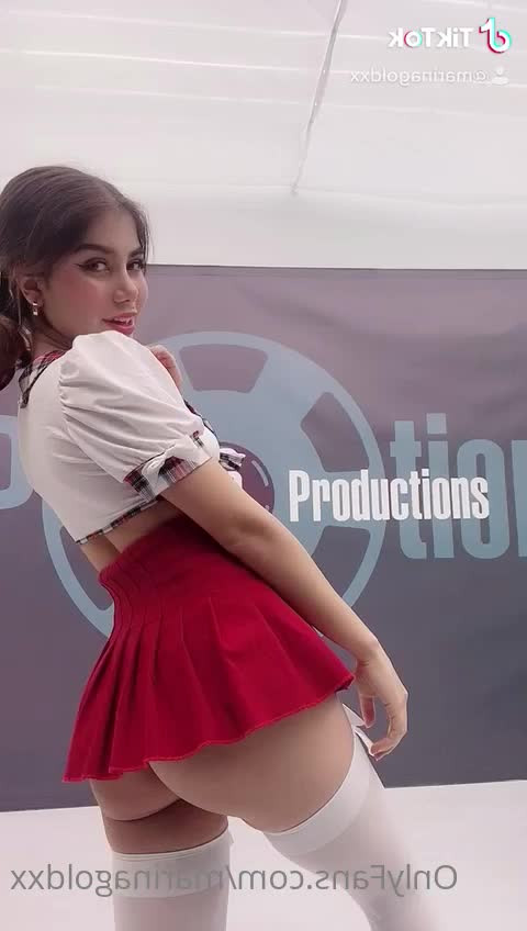 MARINA GOLD 18y.o.💦 [ marinagoldxx ] - You want to see more   Follow me