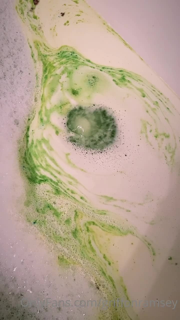 Griffon Ramsey [ griffonramsey ] - I love dressing like Disney Princesses, but in my own sexy way 😜. - ePornLeak