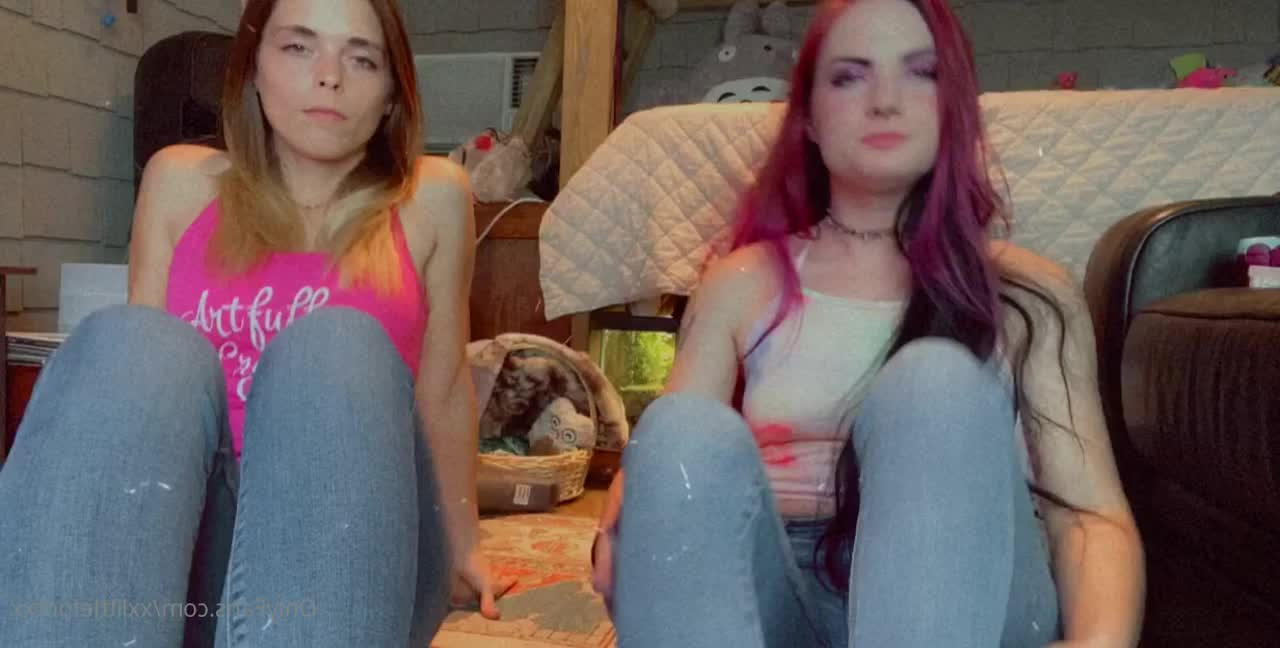 xxlittlefootxx - How much do you like this kitty? Would you do a bump off of it? - ePornLeak