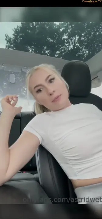 Astrid Wett Pussy Masturbation In A Tesla