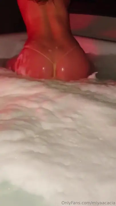 Miyaacacia Humping It Hard In The Pool