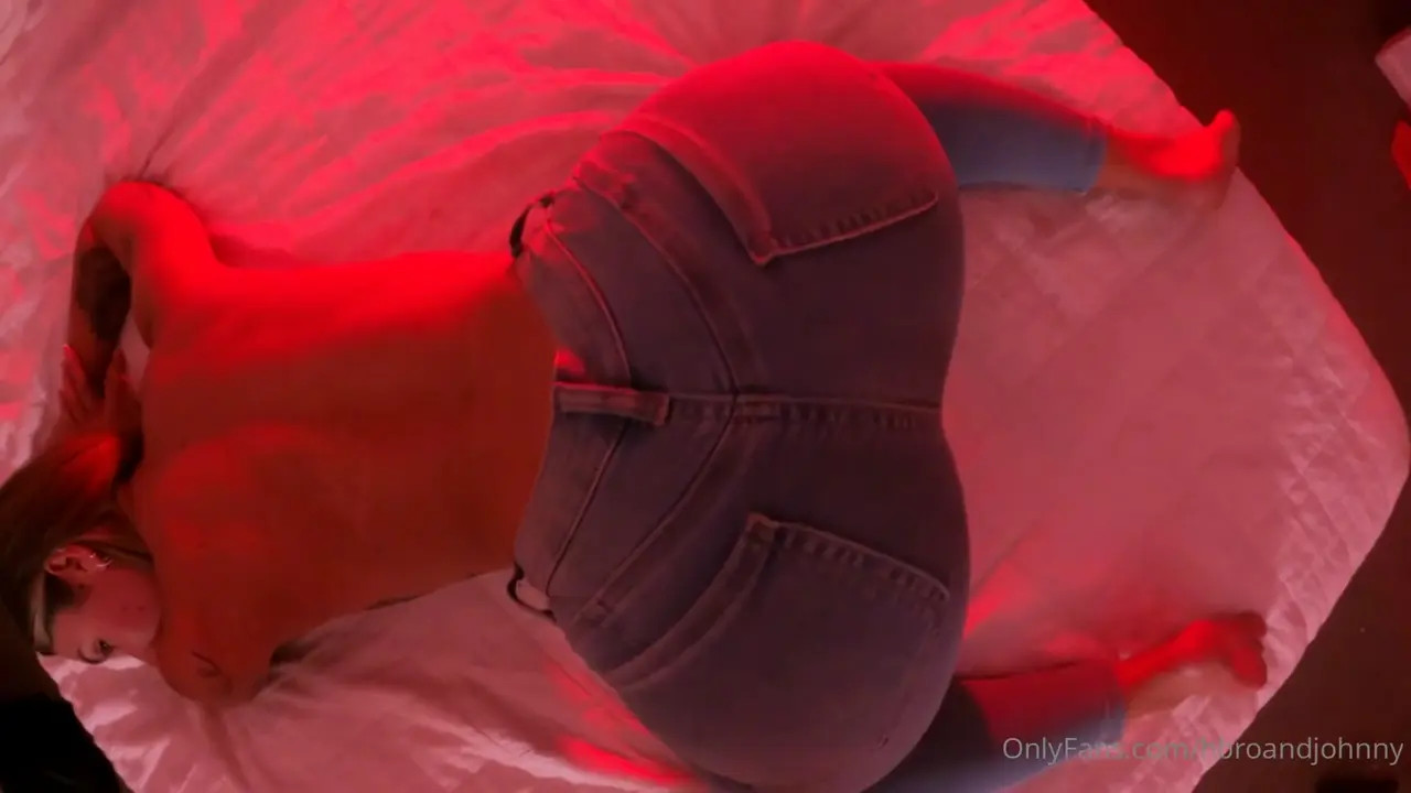 Holly Brougham  Gets Juicy Ass Squeezed