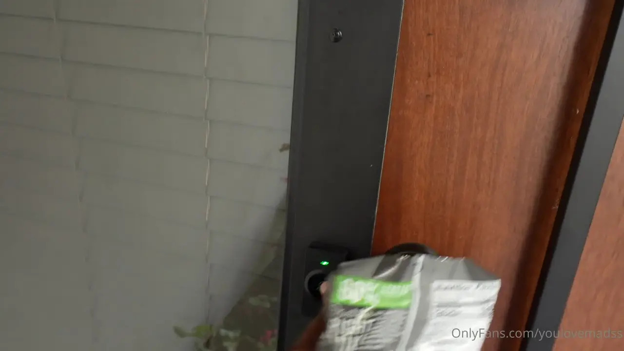 Youlovemads Sex Tape With A BBC