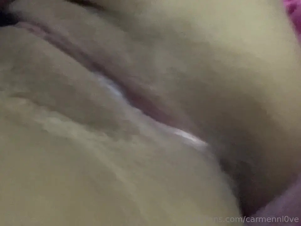 Carmennl0Ve Shows Her Pussy And Asshole In A Hot Close Up - ePornLeak