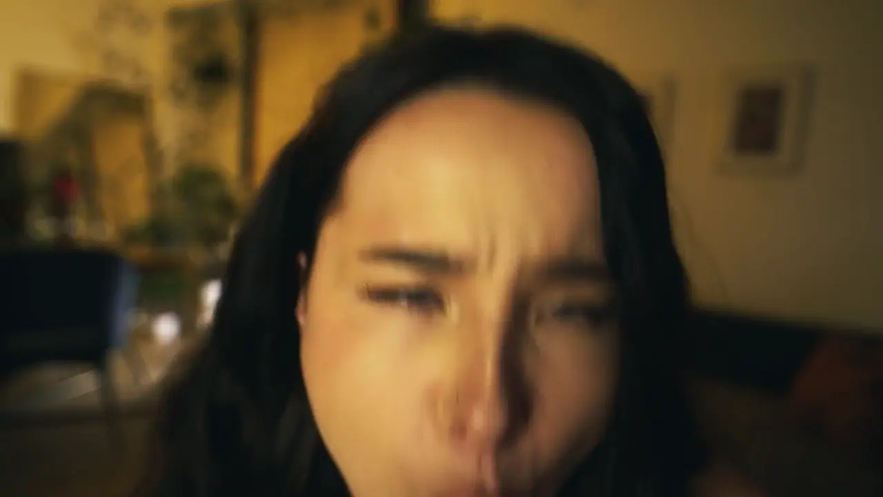 Mell_Shell Sucking A Dildo With Eye Contact - ePornLeak