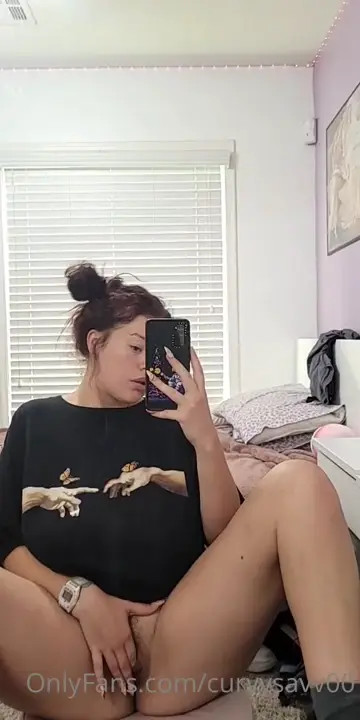 Rubbing And Fingering Her Pussy - ePornLeak