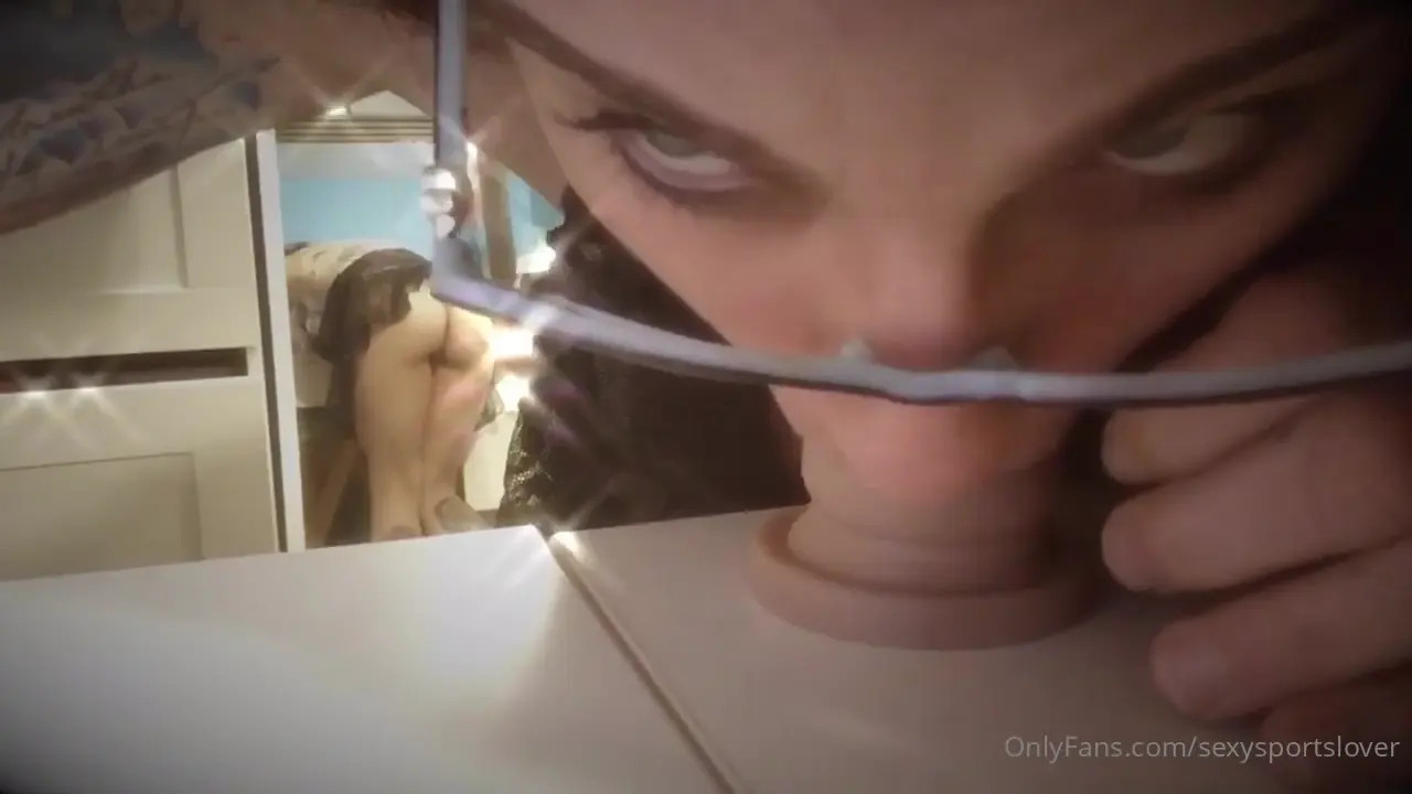 Sexysportslover Sucking A Dildo Deeply