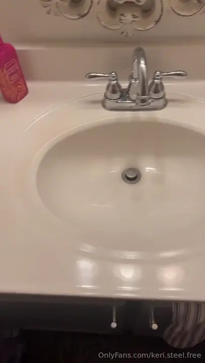 Keri.Steel.Free Wants To Know How You Like Her Undies