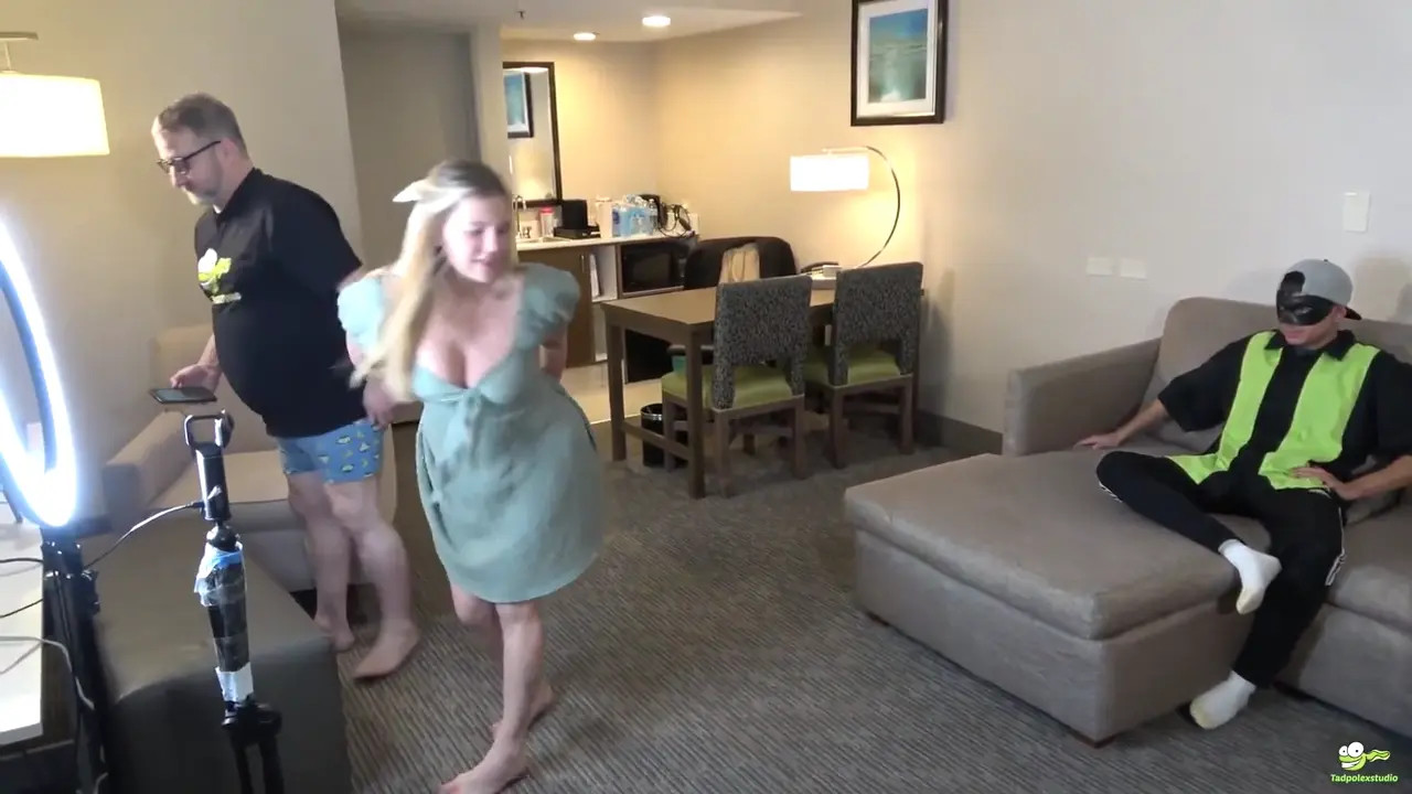 Wisconsintiff Gang Bang Ends In Bukkake