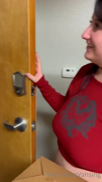 Veronicavansing And Friend Sucking Dick For Money - ePornLeak