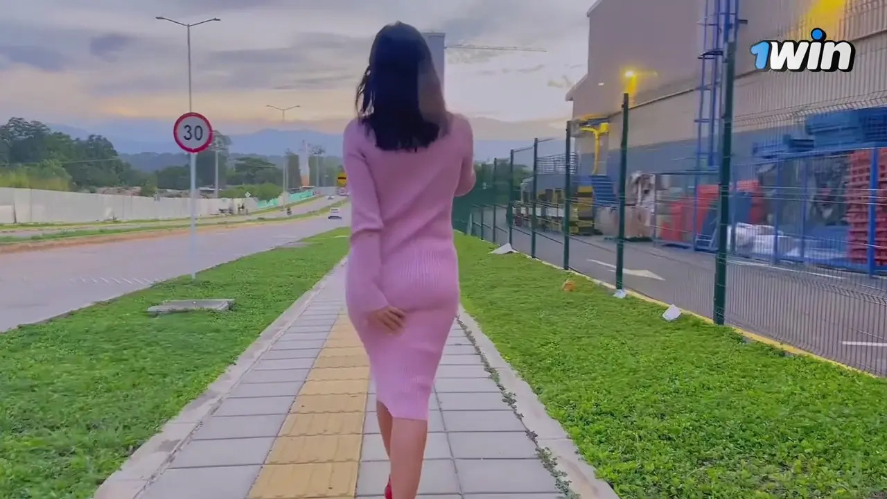 Jenifer Play POV Anal With Her Boss