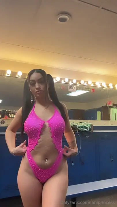 Laniprincess Looking Hot In Pink Outfit