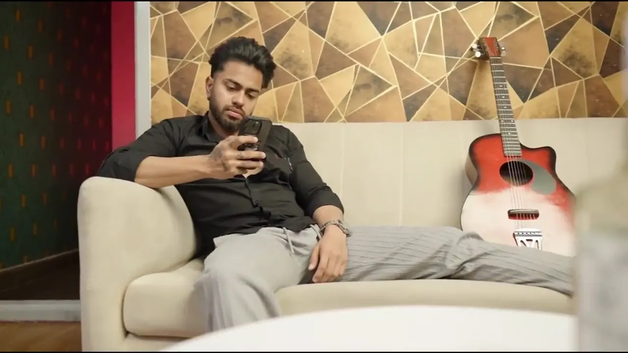 Resmi Nair Making Out With Her Man