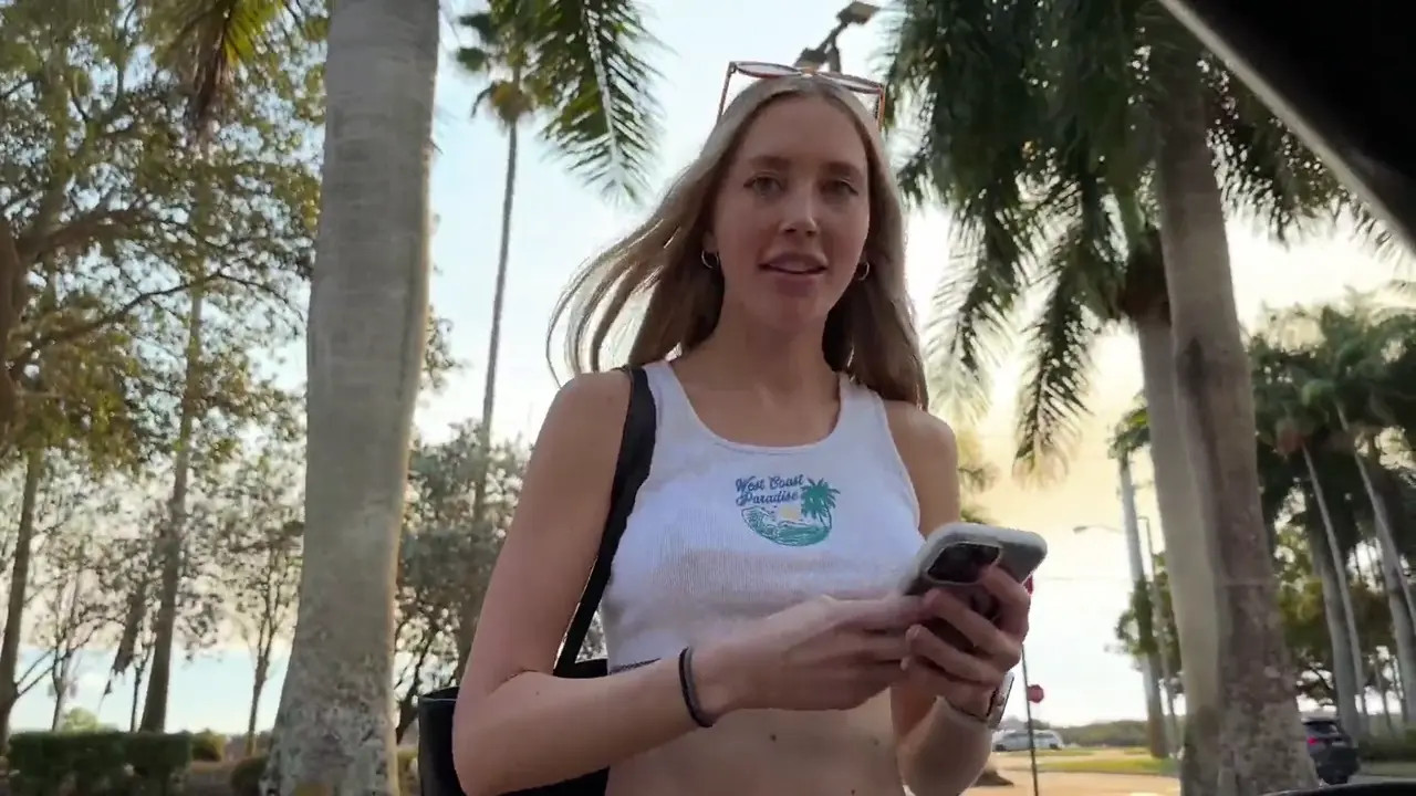 Strawberryshan Fucking In A Tesla