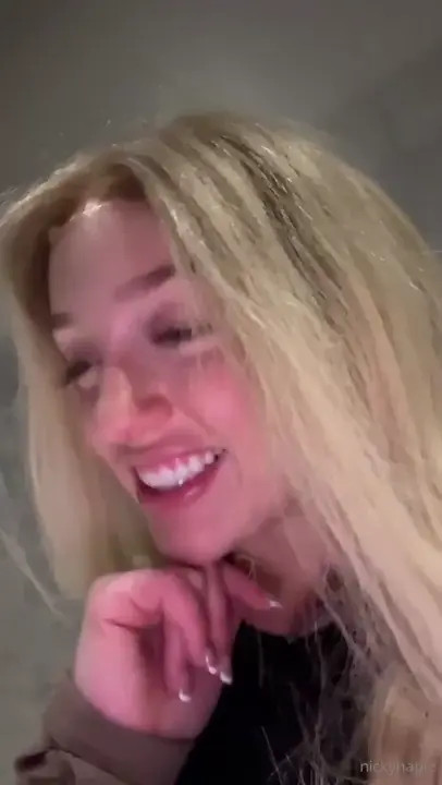 Nickynaple And Friend Kissing Softly