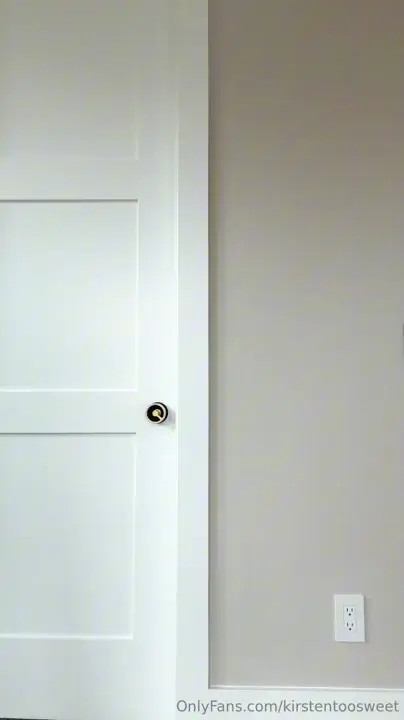 Kirstentoosweet Tries On Her Sexy Dresses